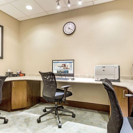 Hampton Inn Manhattan Grand Central New York City Exterior photo