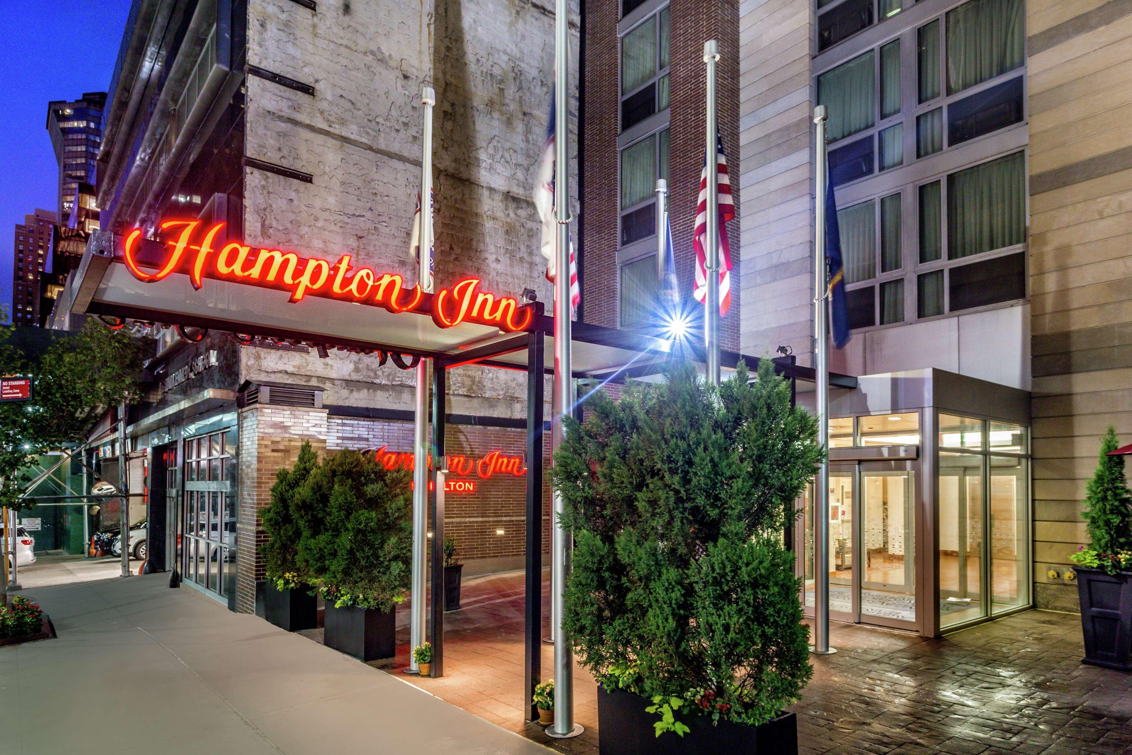 Hampton Inn Manhattan Grand Central New York Exterior photo